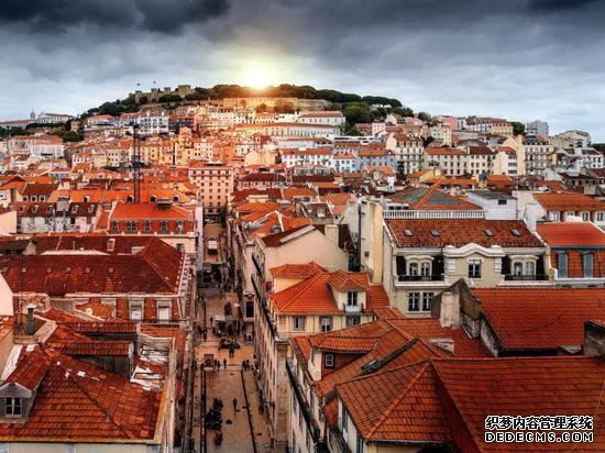 葡萄牙的传奇页游开服阳光不在乎输赢
