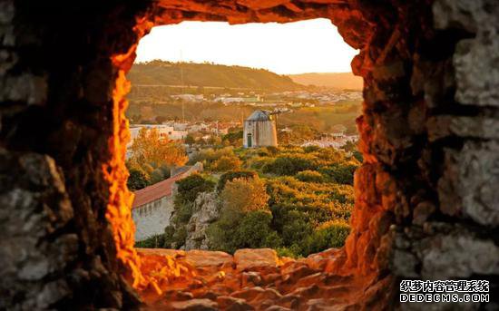 葡萄牙的传奇页游开服阳光不在乎输赢