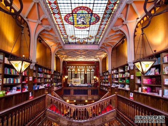 葡萄牙的传奇页游开服阳光不在乎输赢