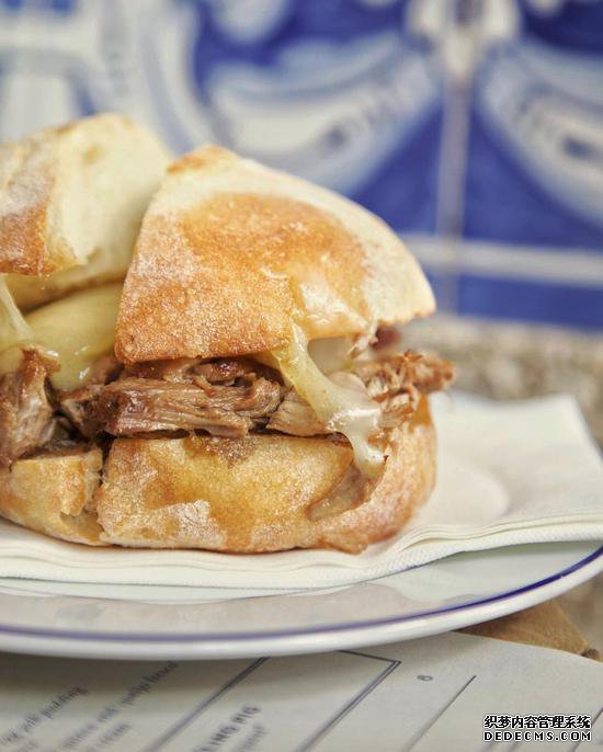 葡萄牙的传奇页游开服阳光不在乎输赢