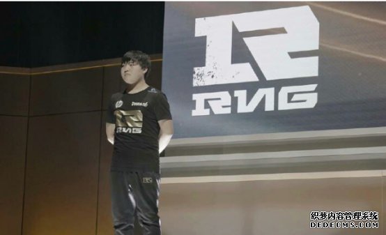 UZI������Ƿ�ҵĹھ� ���ڶ��û�������