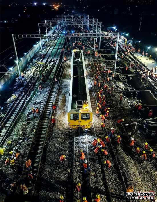 并没有9小时凭空建出个火车站… 图源:东南网